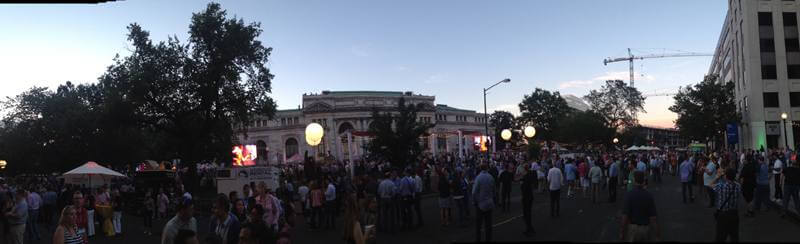 Welcome to America - Worlwide Partner Conference #day0 4 worldiwde-partner-conference-day-3-jcommerce-people-on-the-street